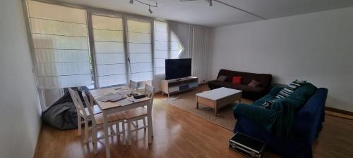 Champs-sur-Marne Apartment | Appartement avec grand salon, barbecue et terrasse proche Paris et Disney