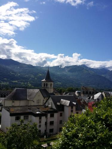 Argeles Gazost Apartment | Appartement avec vue imprenable sur la montagne