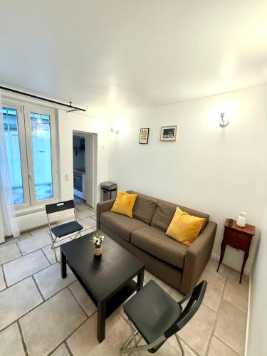 Batignolles Apartment | Appartement Bridaine Batignolles Paris