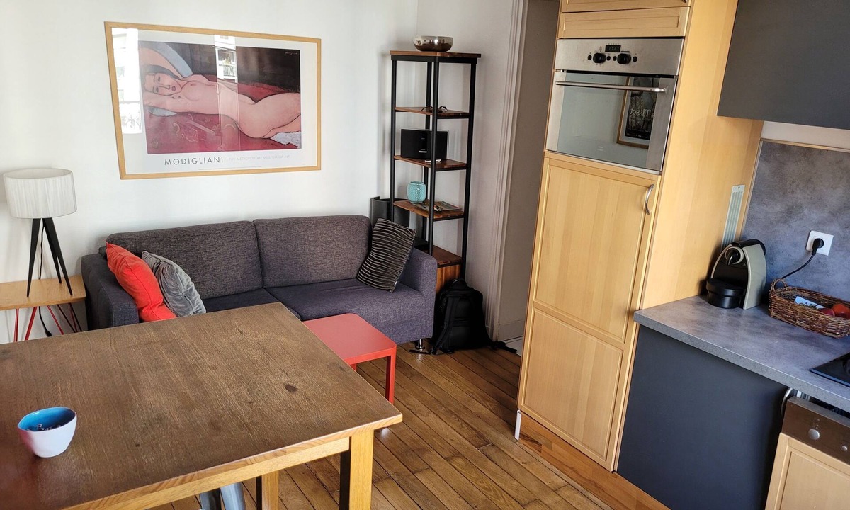Flandres Apartment | Appartement Buttes Chaumont - Ourcq Canal Paris