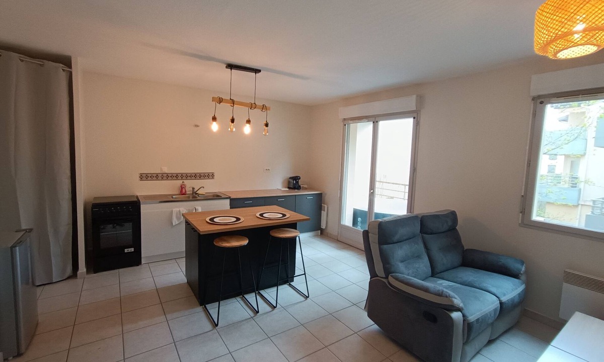 Bourg-les-Valence Apartment | Appartement Cosy