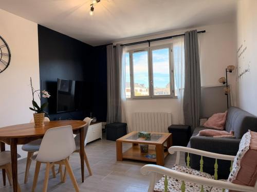 Oloron-Sainte-Marie Apartment | Appartement cosy