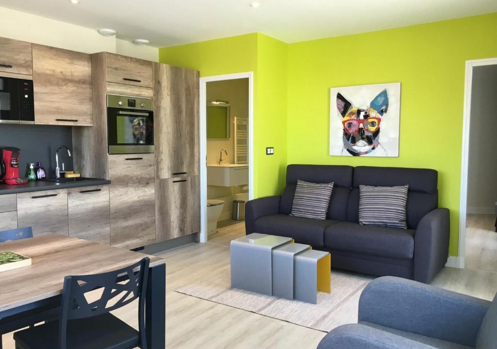 Chateauroux Apartment | Appartement Châteauroux, 2 pièces, 4 personnes - FR-1-591-19