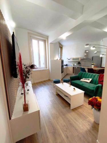 Gares Apartment | Appartement Charme Ancien & Confort Moderne