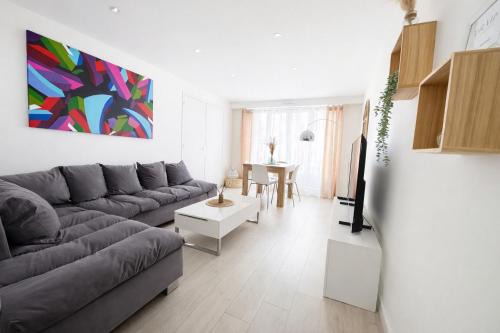 Chilly-Mazarin Apartment | Appartement Chilly Mazarin T3 Proche Aéroport Orly