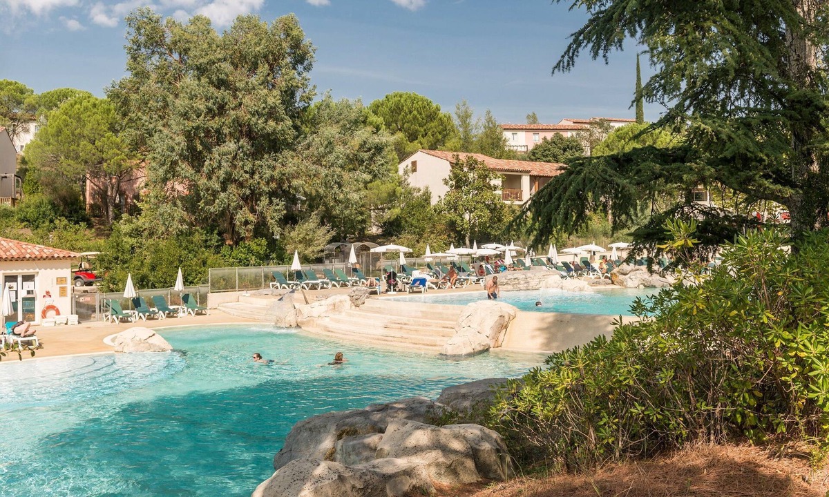 Rouret Condo | Appartement Confortable avec Climatisation