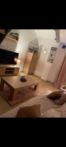 Denain Apartment | Appartement cosy à 5mn de la gare de denain.
