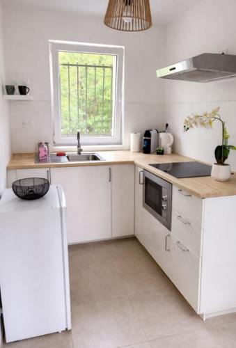 Odos Apartment | Appartement cosy 1 chambre avec SDB et cuisine