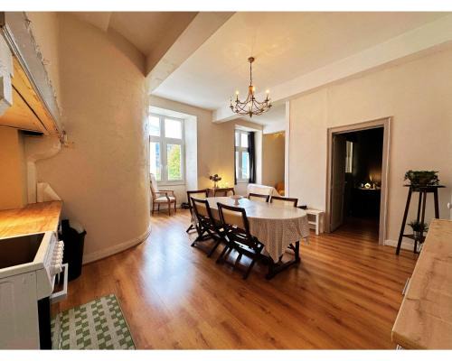 Bielle House | Appartement cosy 2 à 4 personnes Bielle