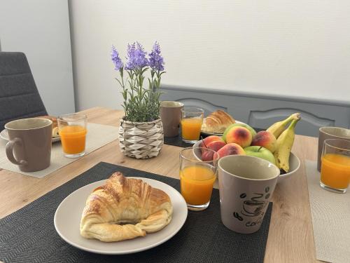 Senones Apartment | Appartement cosy 70m2 Vue château 6 pers Nature & calme Vosges