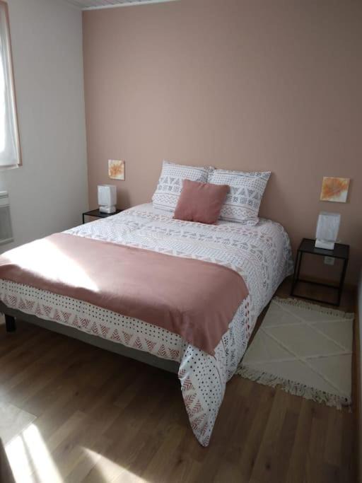 Vaux-sur-Seine Apartment | Appartement Cosy avec Terrasse