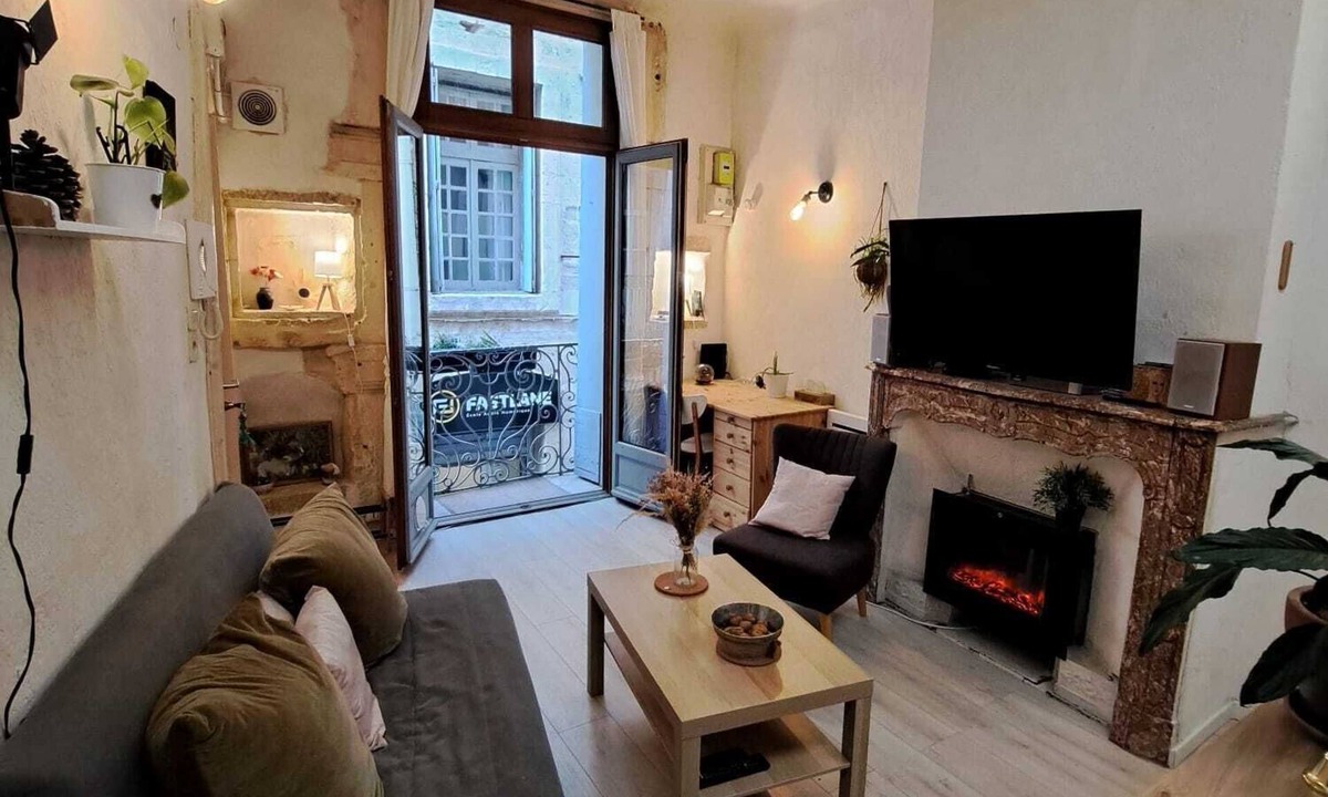 Historic Centre Apartment | Appartement Cosy Cœur Historique de Montpellier