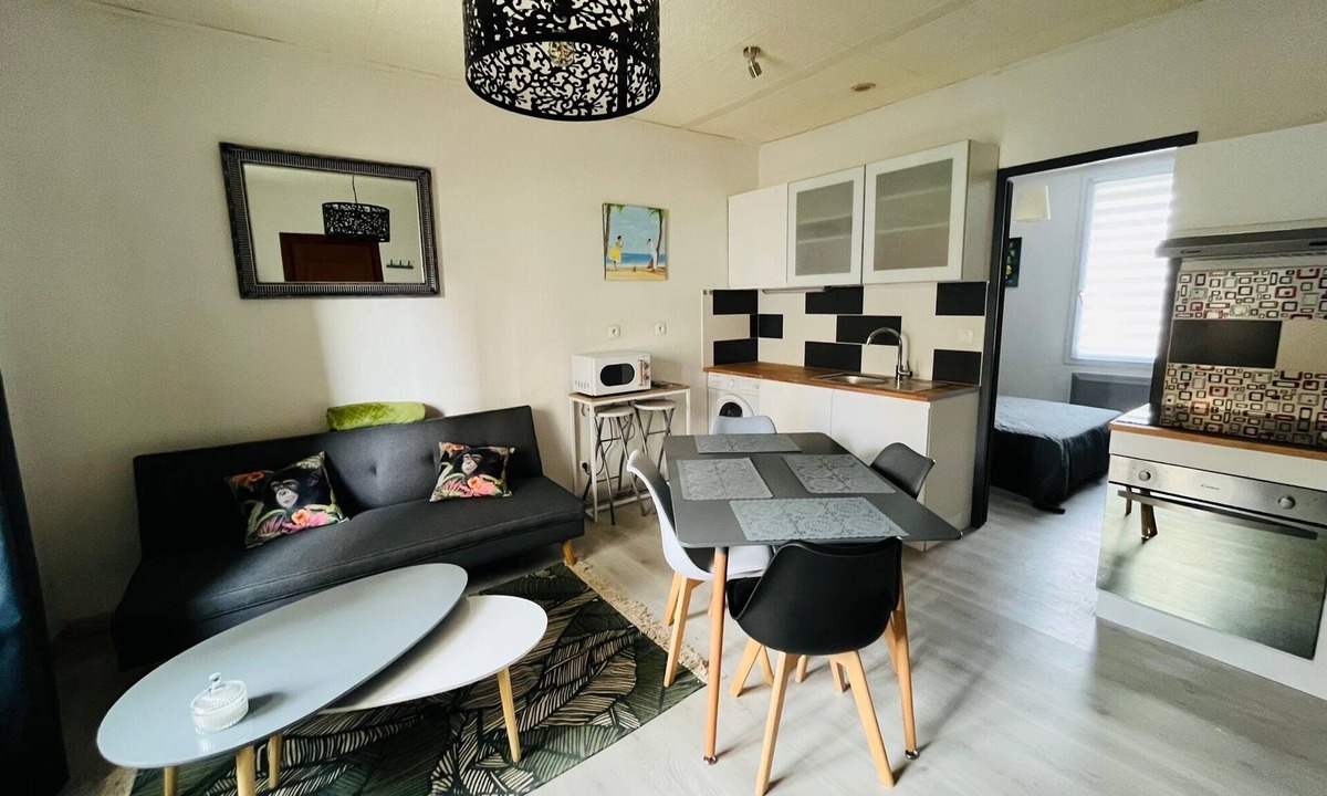 Le Boulou Apartment | Appartement Cosy, Cure, mer et Montagne