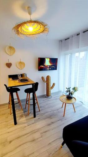 Pleurtuit Apartment | appartement cosy, détente avec terrasse