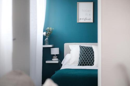 Elancourt Apartment | Appartement cosy et calme