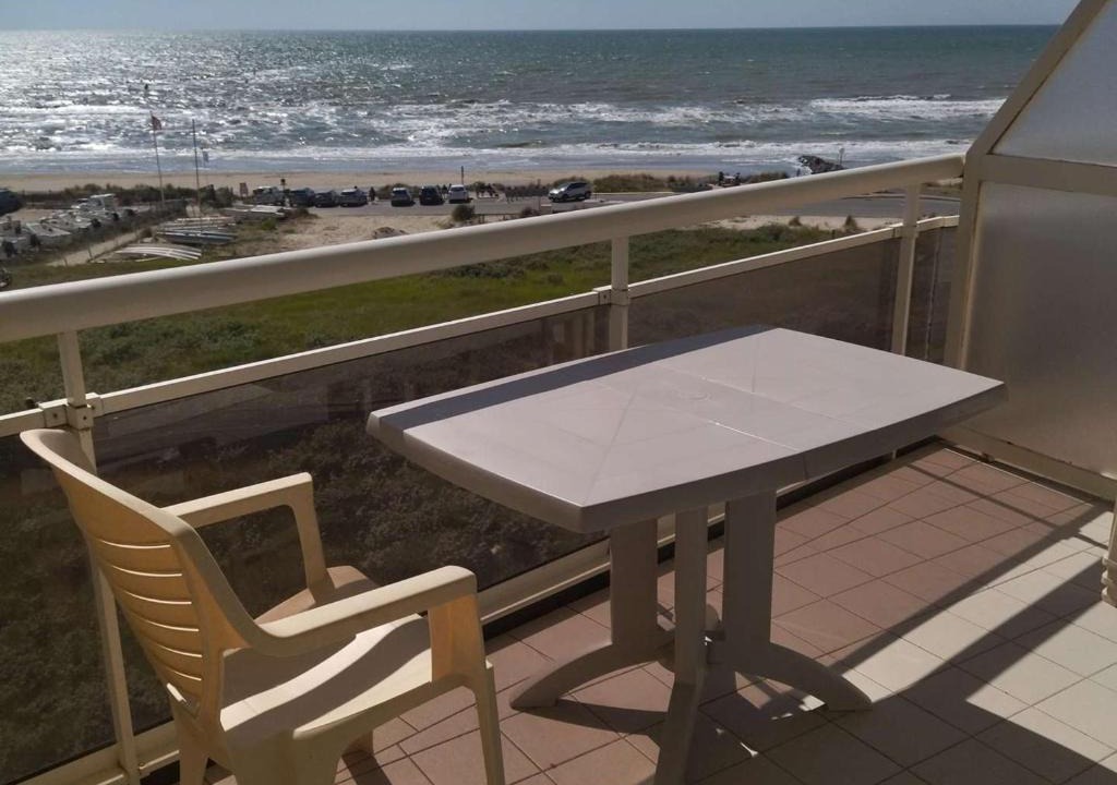 Merlimont-Plage Apartment | Appartement cosy face mer avec balcon et parking privé - FR-1-672-13
