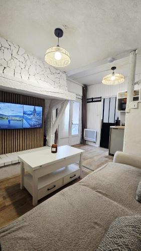 Seyne Apartment | Appartement cosy terrasse
