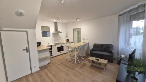 Chateaubriant Apartment | Appartement cosy neuf en plein centre