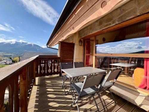 Superbolquere Apartment | Appartement cosy, terrasse, vue montagne