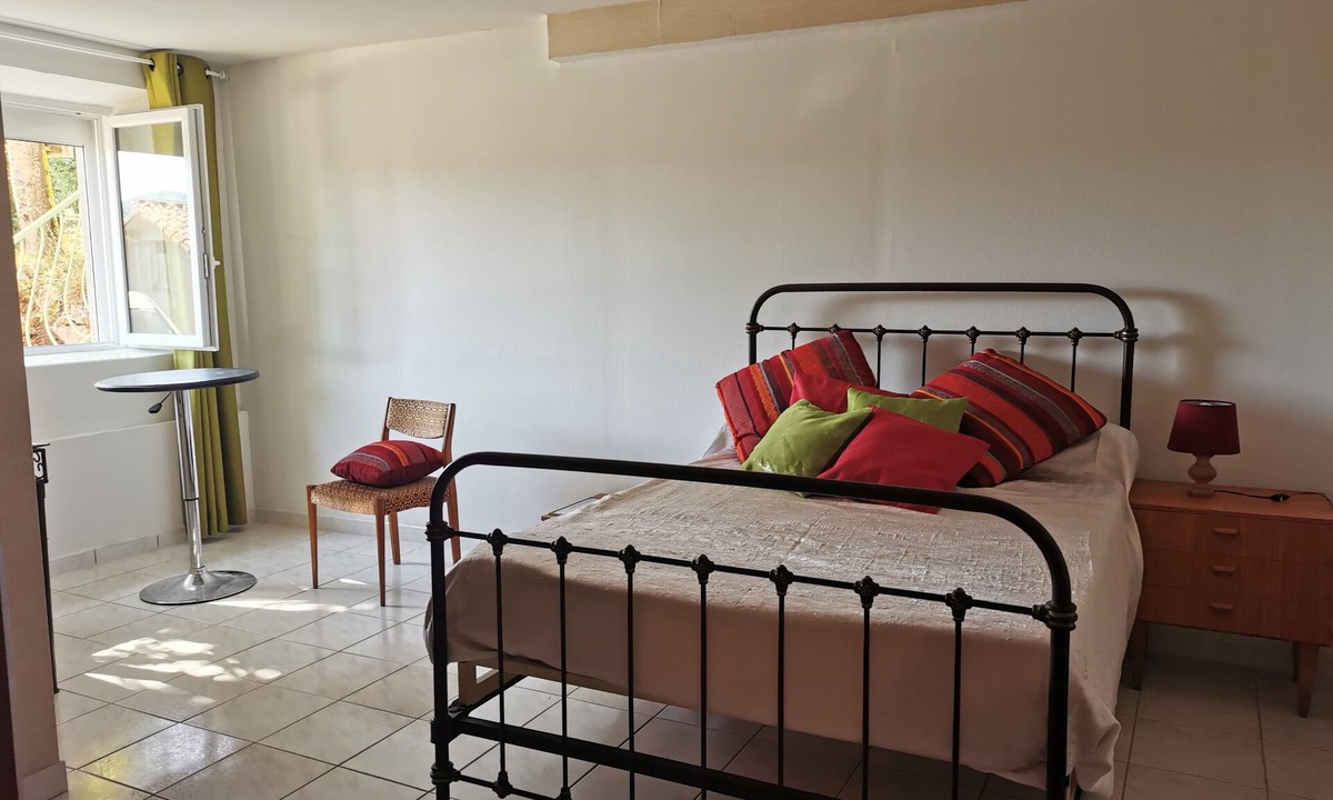 Saint-Affrique Apartment | Appartement Dans Maison Individuelle Avec Jardin