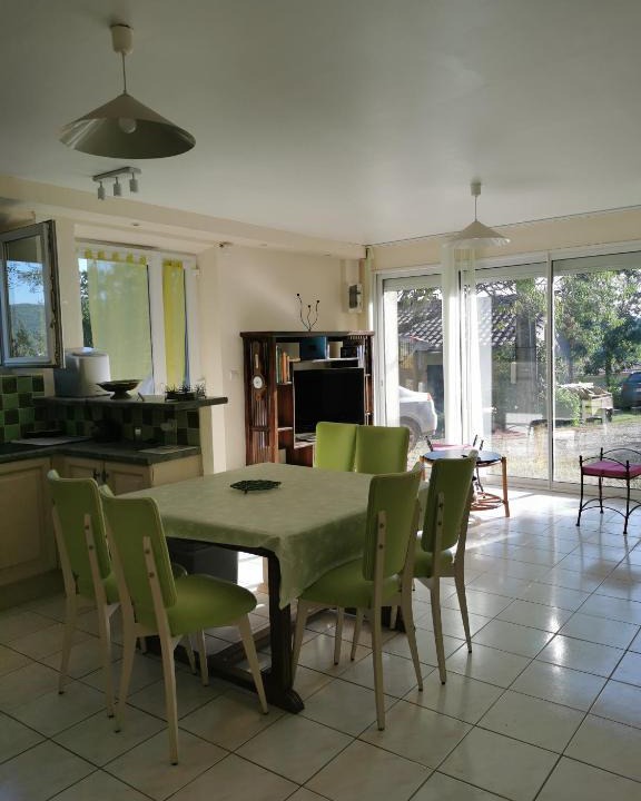 Saint-Affrique Apartment | Appartement dans maison individuelle LE CAYLUS BAS