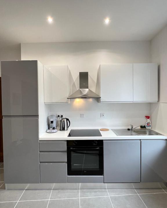 La Tour-du-Pin Apartment | Appartement de la laverie