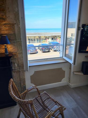 Luc-sur-Mer Apartment | Appartement Duplex 55m2 face à la mer
