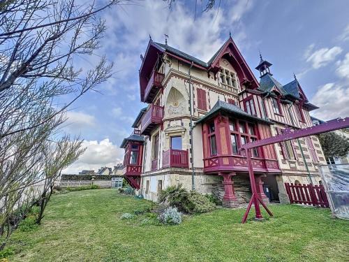 Lion-sur-Mer Apartment | Appartement exception avec vue sur mer imprenable