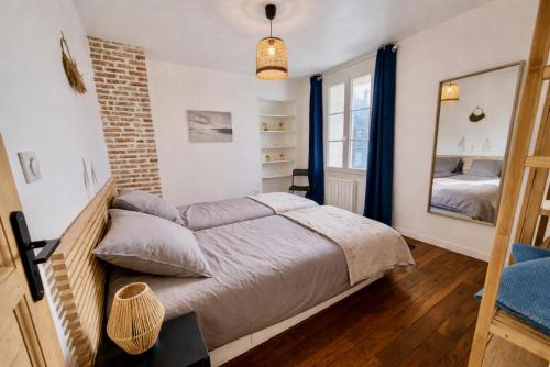 Margny-les-Compiegne Apartment | Appartement centre-ville - Parking gratuit - Arrivée autonome - Idéal pro & duo