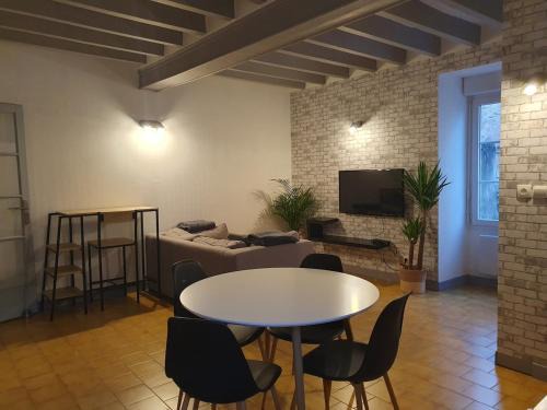Noyen-sur-Sarthe Apartment | Appartement