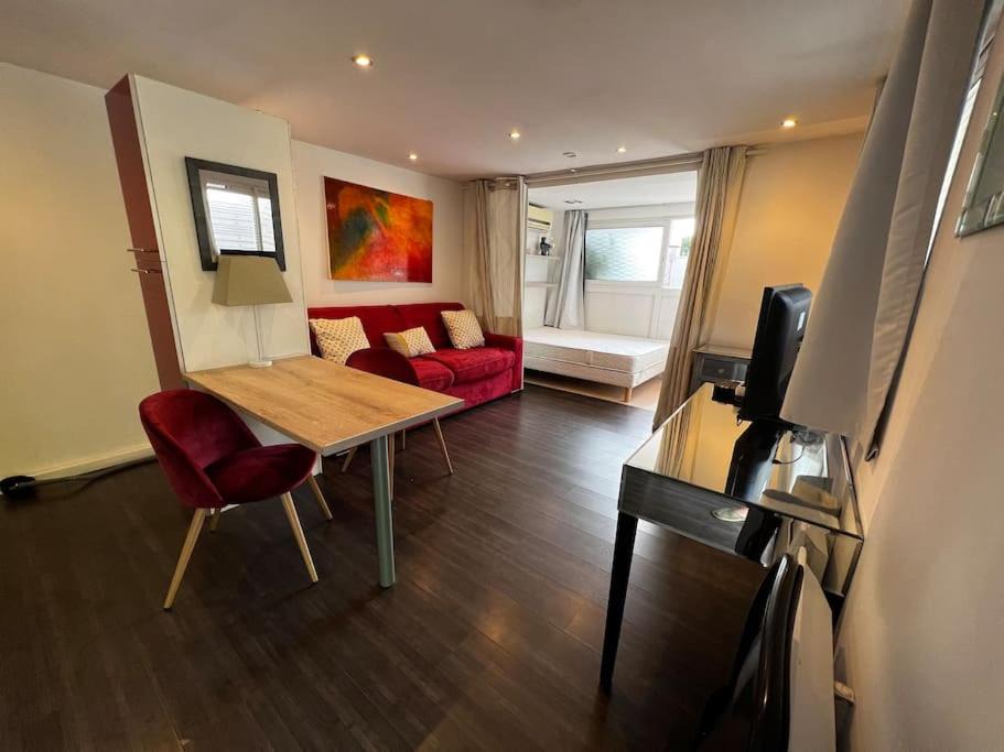 Toulouse North Apartment | Appartement grand studio avec parking