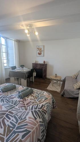 Centre ville - Urbanistes Apartment | Appartement Hyper Centre, 2ème étage