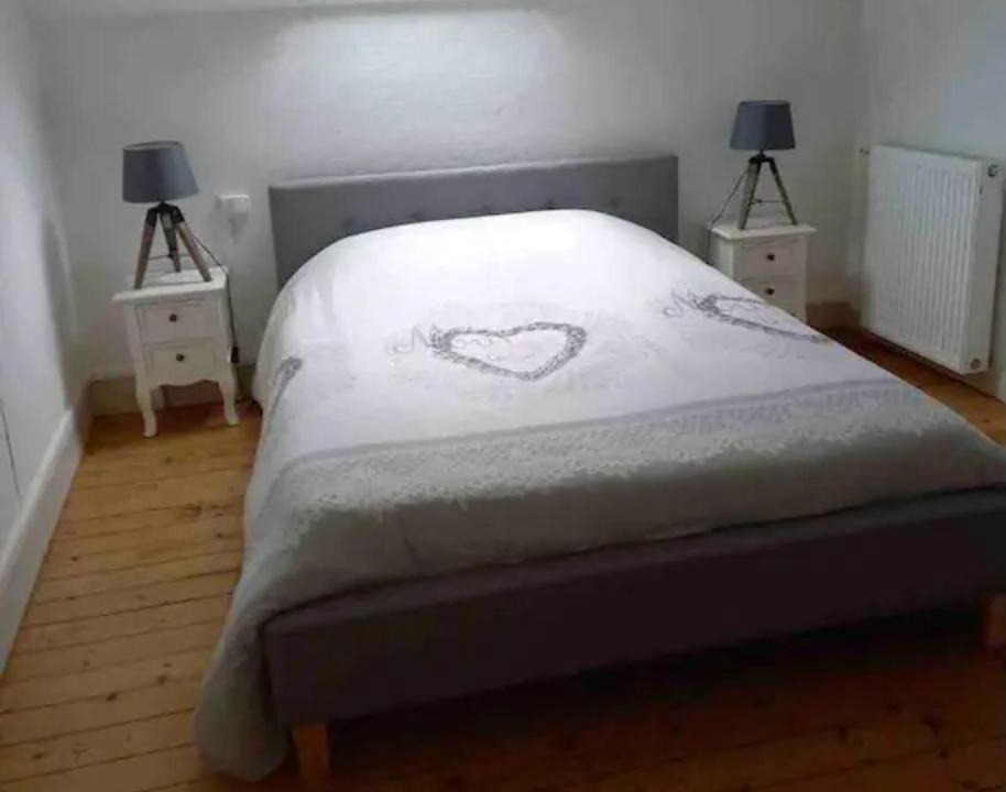 Milly-la-Foret Apartment | Appartement Hypercentre de Milly