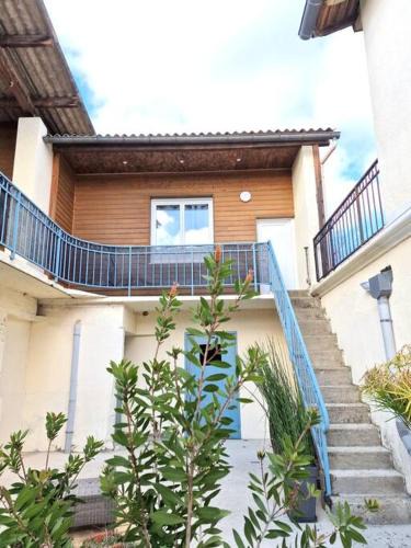 Beaumont-de-Lomagne Apartment | Appartement indépendant.