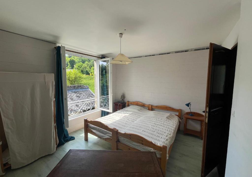 Cuvres-et-Valsery Apartment | Appartement indépendant dans maison en pierre