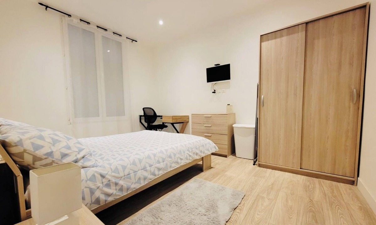 Gennevilliers Condo | Appartement Idéal Pour 4 Personnes - Paris 2024