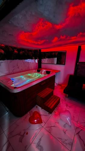 Vaise Apartment | Appartement jacuzzi - Love Room