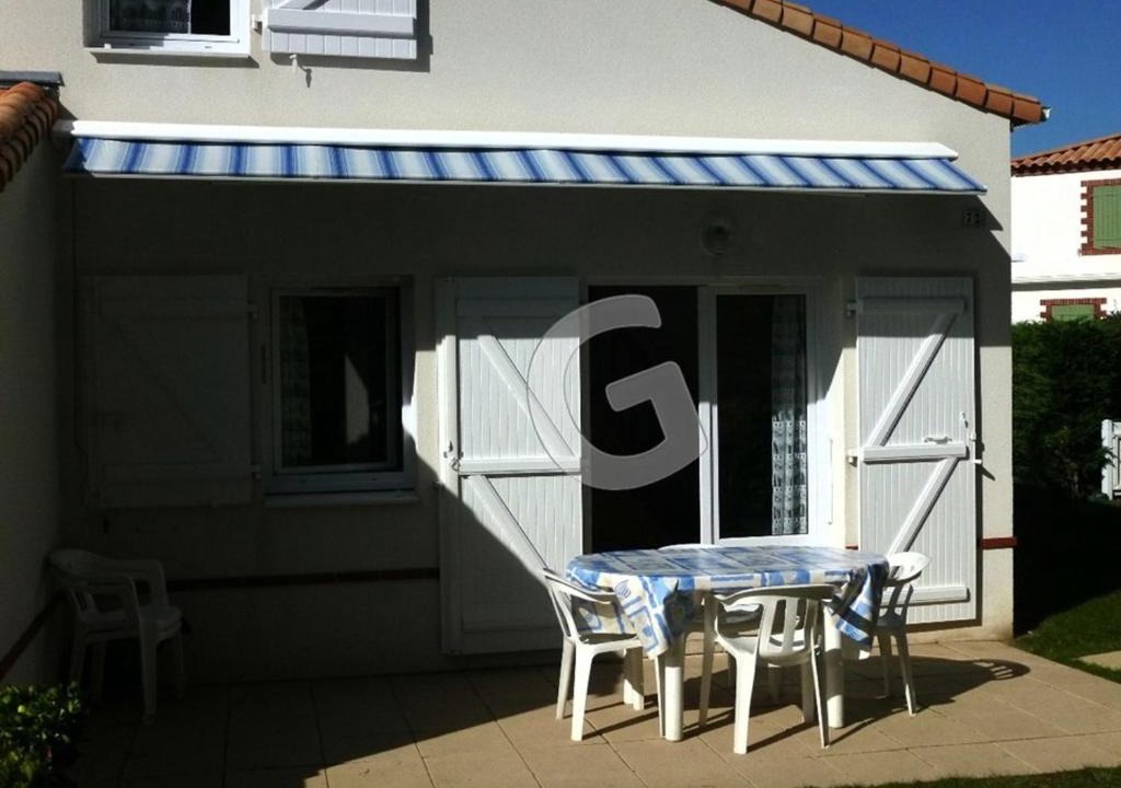La Tranche-sur-Mer Apartment | Appartement La Tranche-sur-Mer, 3 pièces, 4 personnes - FR-1-357-15