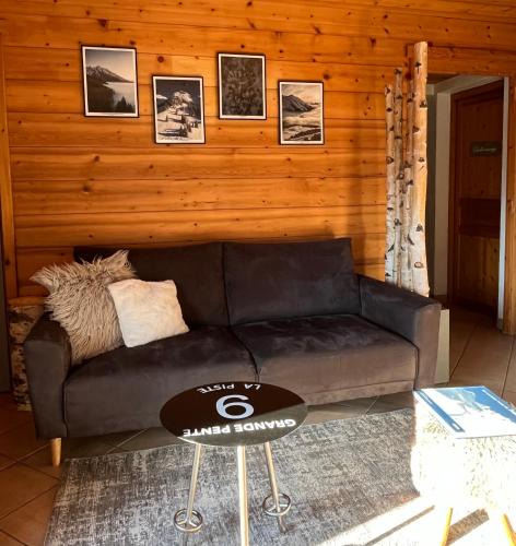 Thones Apartment | Appartement LAPRESKI cosy avec balcon & parking