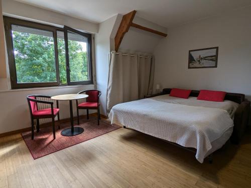 Equemauville Apartment | Appartement Le Louis Dort au calme