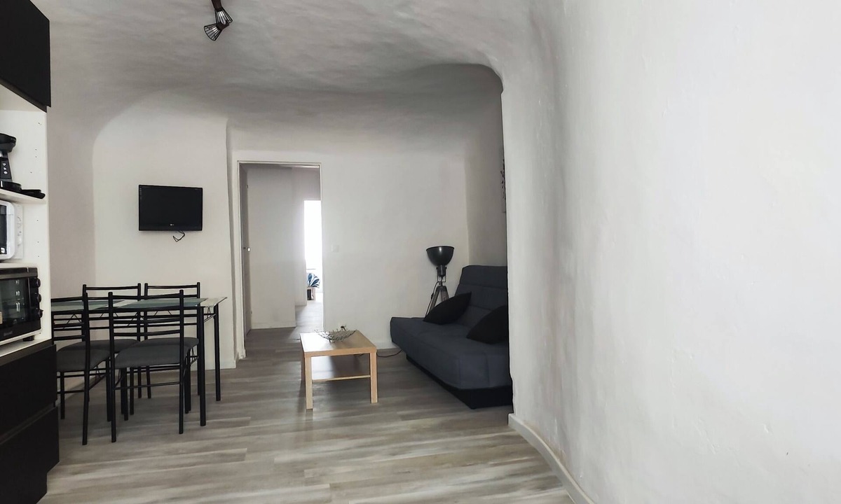 Saint-Ambroix Apartment | Appartement Le République Idéalement Situé