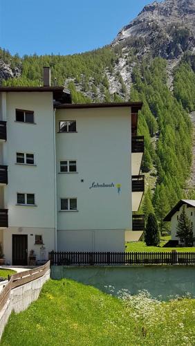 Saas Almagell Apartment | Appartement Lehnbach