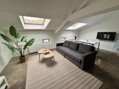 Longlaville Apartment | Appartement loft proche frontières