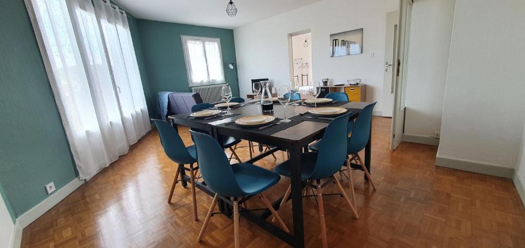 Brive-la-Gaillarde Apartment | Appartement Lumineux et spacieux
