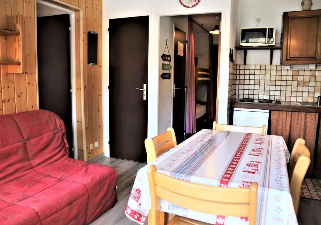 Auris Apartment | Appartement lumineux 2 pièces cabine, balcon, au pied des pistes - 4 couchages - Auris en Oisans - FR-1-297-75