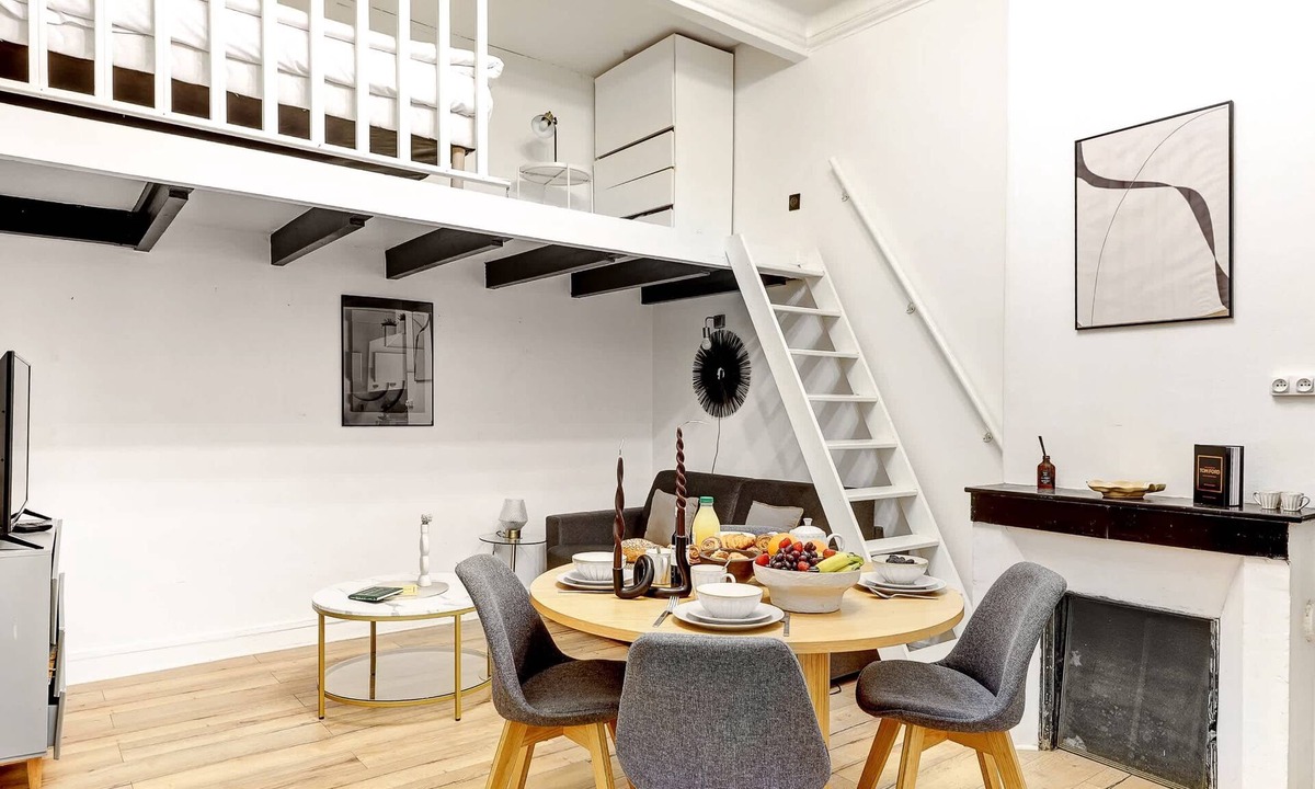 19th Arrondissement Apartment | Appartement lumineux proche Buttes-Chaumont – 4P