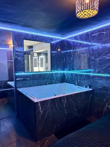 Cergy Apartment | Appartement luxueux avec jacuzzi