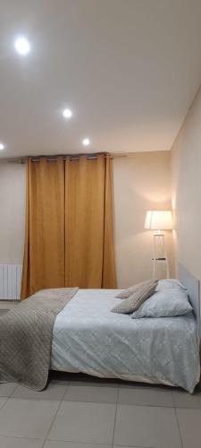 Mantes-la-Jolie Apartment | Appartement Mantes la Jolie