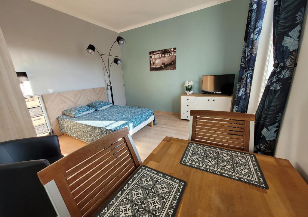 La Roche-Posay Apartment | Appartement meublé rénové idéal pour curistes ou vacanciers