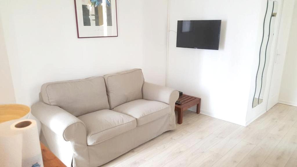 Rosny-sous-Bois Apartment | Appartement moderne à Rosny-sous-Bois, 38 m² avec vue